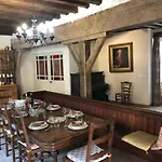Holiday home L'ancien College Herisson